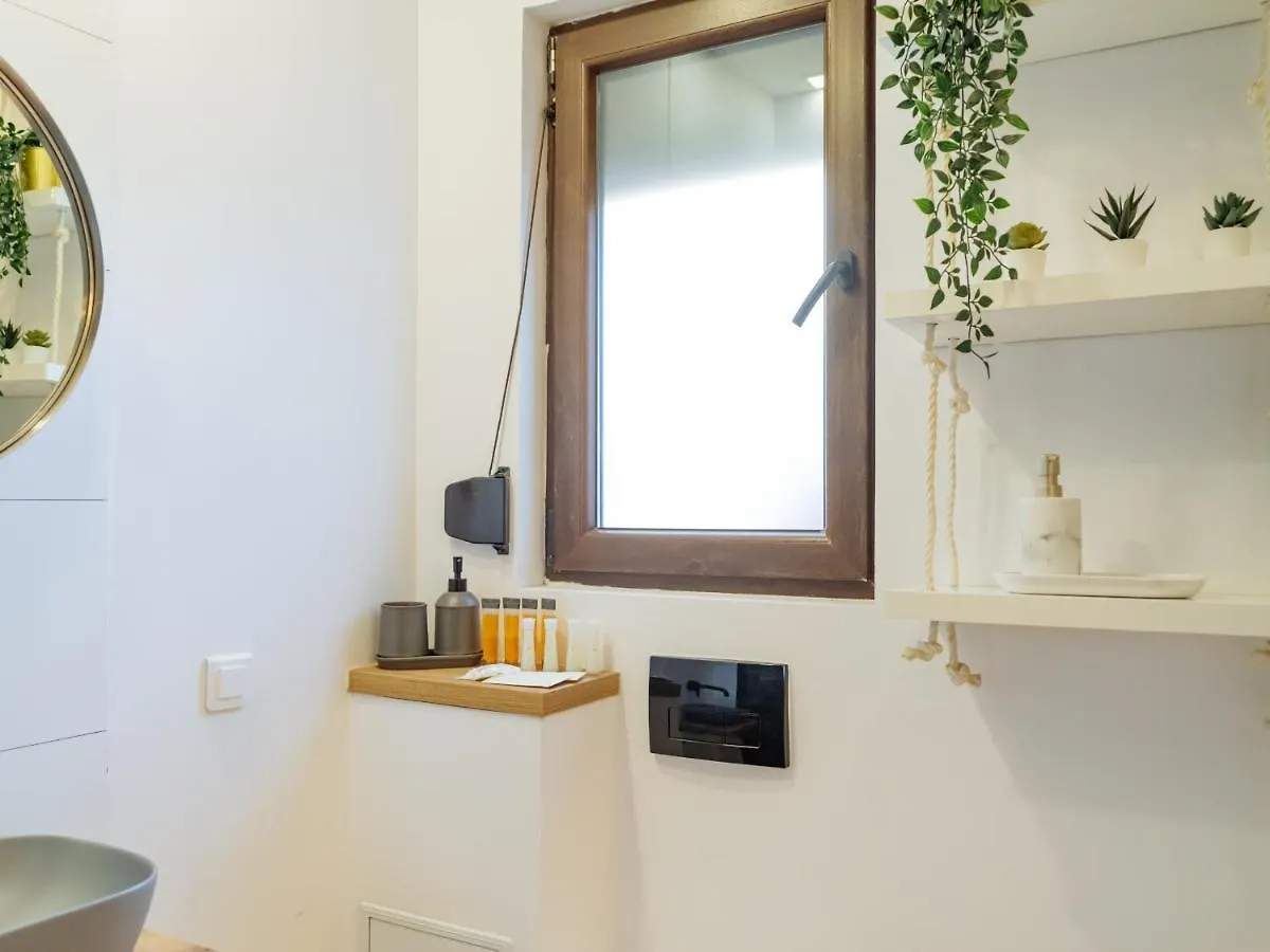 アパート Nomad Studio In The City Center ブカレスト